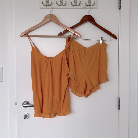 GAP PJs - Picture 1 of 1